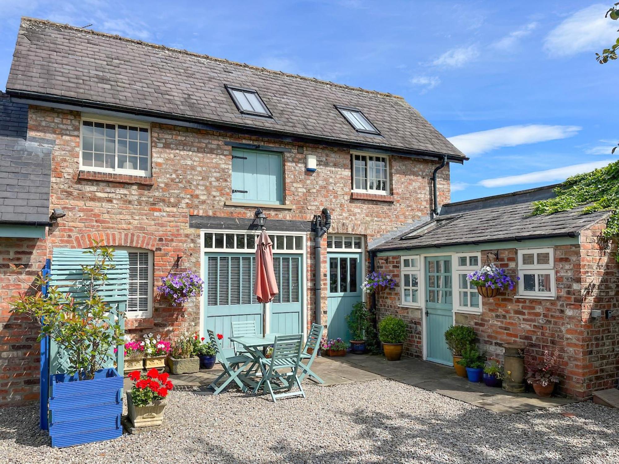 The Old Coach House Villa York Bagian luar foto